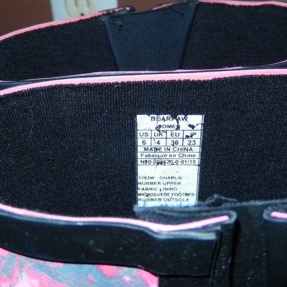 BearPaw Rain Boots Charlie Size 6 Pink Gray Black Rubber Pull On Strap Buckle - Picture 8 of 9